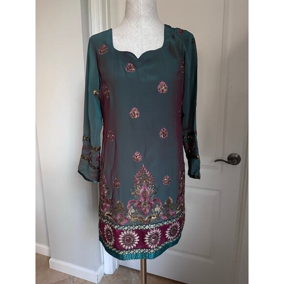 Pakistani designer salwar kameez - Picture 2 of 8